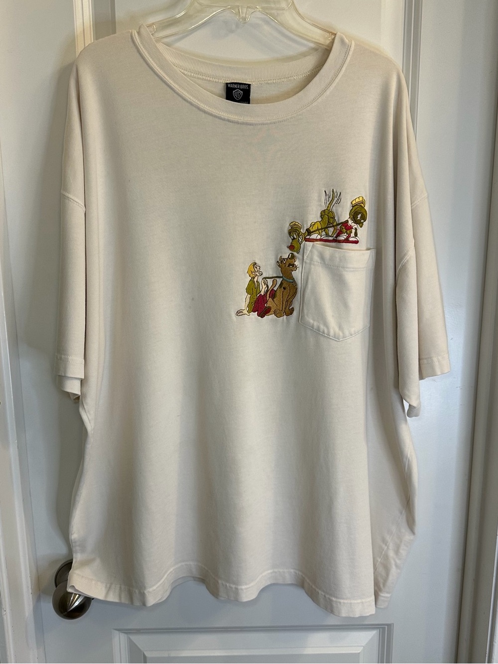 Vtg Warner Bros. Mens’ XL Cream Embroidered Scooby-Doo Pocket Tee 100% Cotton